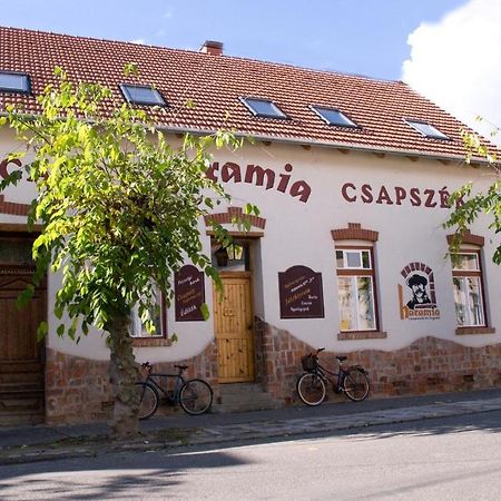 Hotel Haramia Csapszek Es Fogado Szombathely Exteriér fotografie