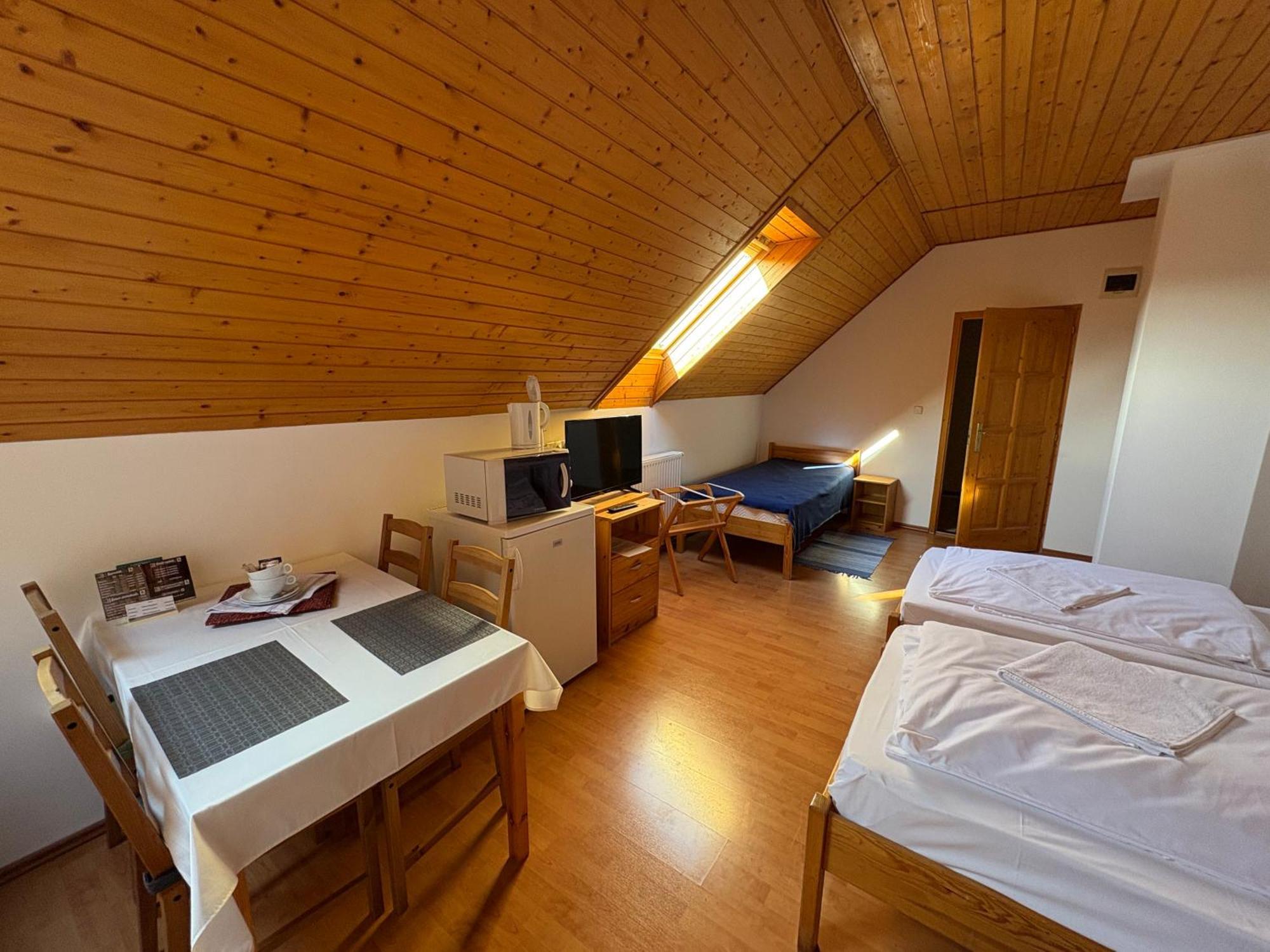 Hotel Haramia Csapszek Es Fogado Szombathely Exteriér fotografie