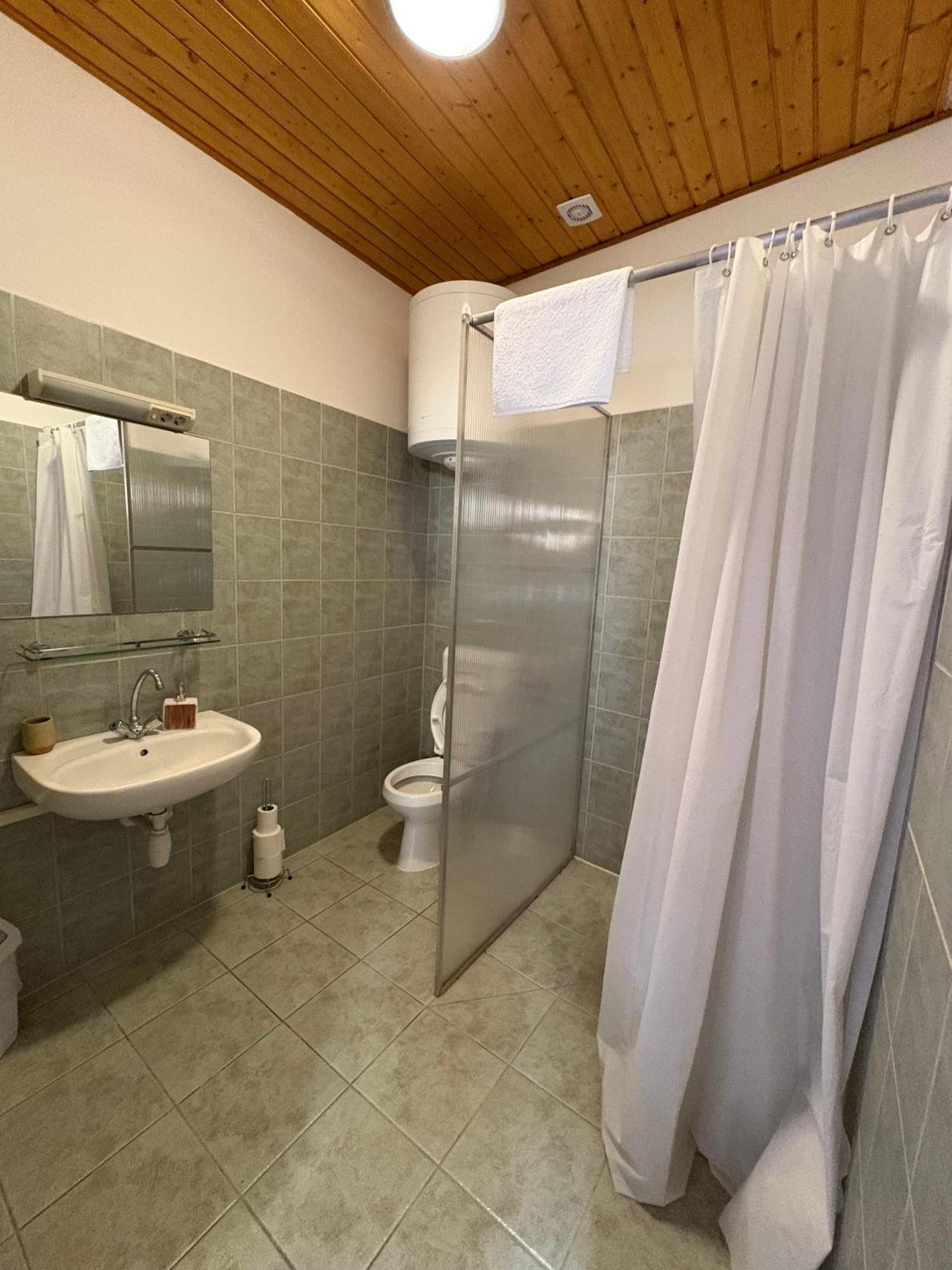 Hotel Haramia Csapszek Es Fogado Szombathely Exteriér fotografie