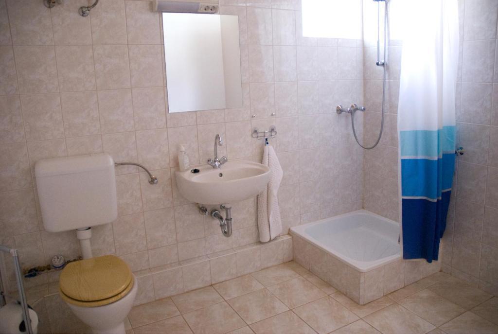 Hotel Haramia Csapszek Es Fogado Szombathely Pokoj fotografie