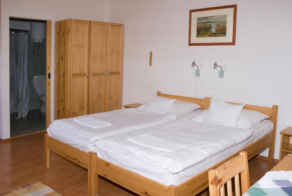 Hotel Haramia Csapszek Es Fogado Szombathely Pokoj fotografie